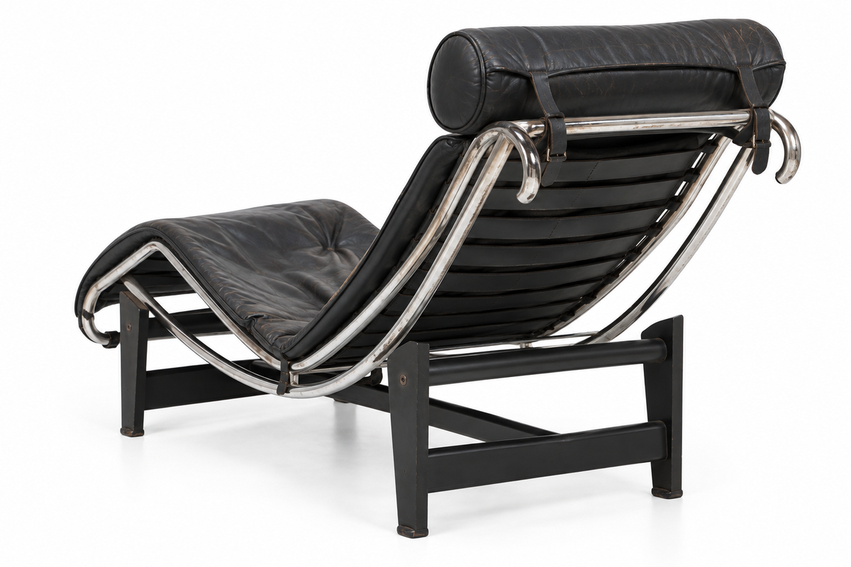Vintage 1970s LC4 Style Black Leather & Chrome Chaise Lounge – Mid-Century Modern
