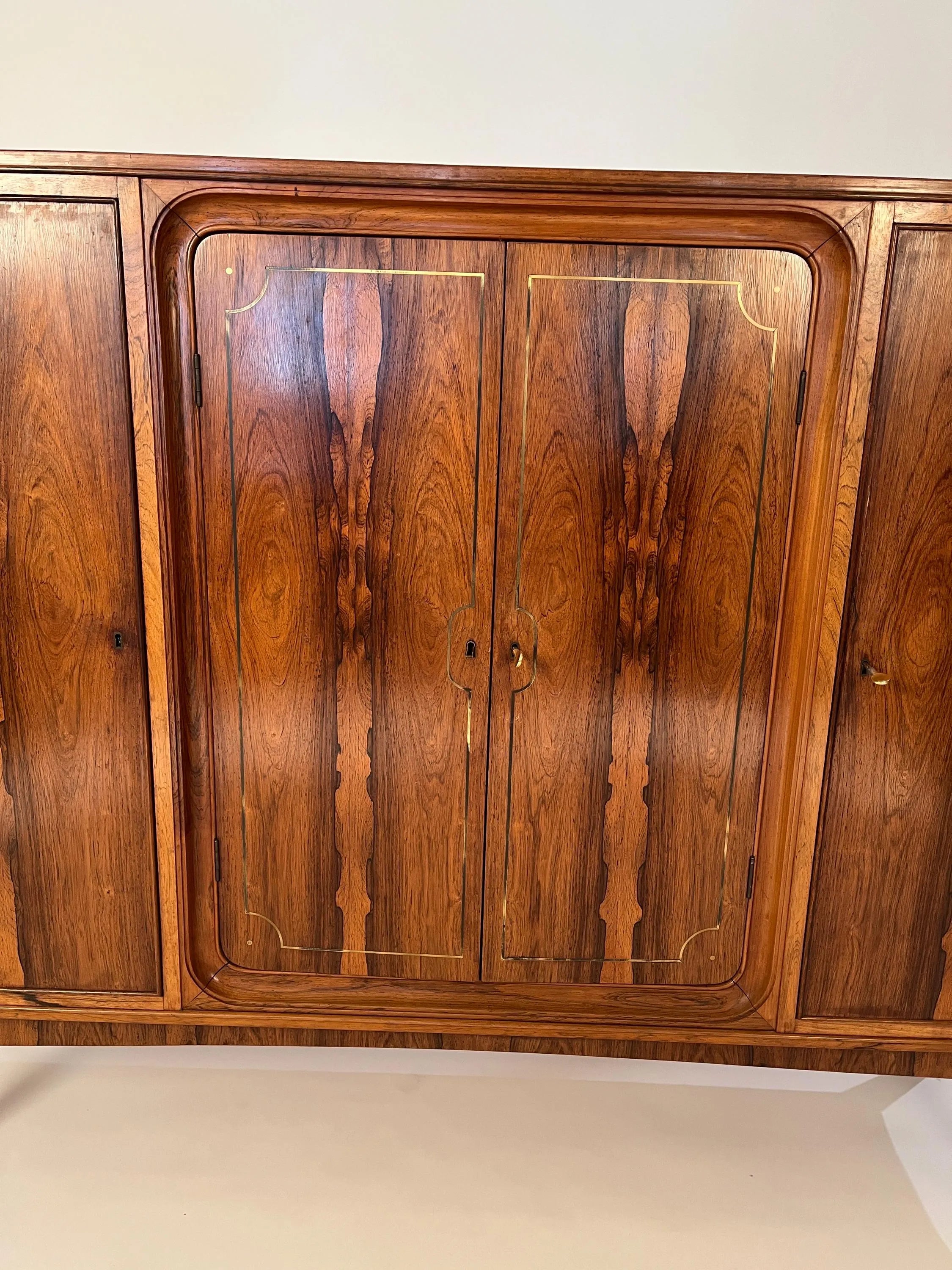 Mid-Century Rosewood sideboard hutch cabinet 1960’s