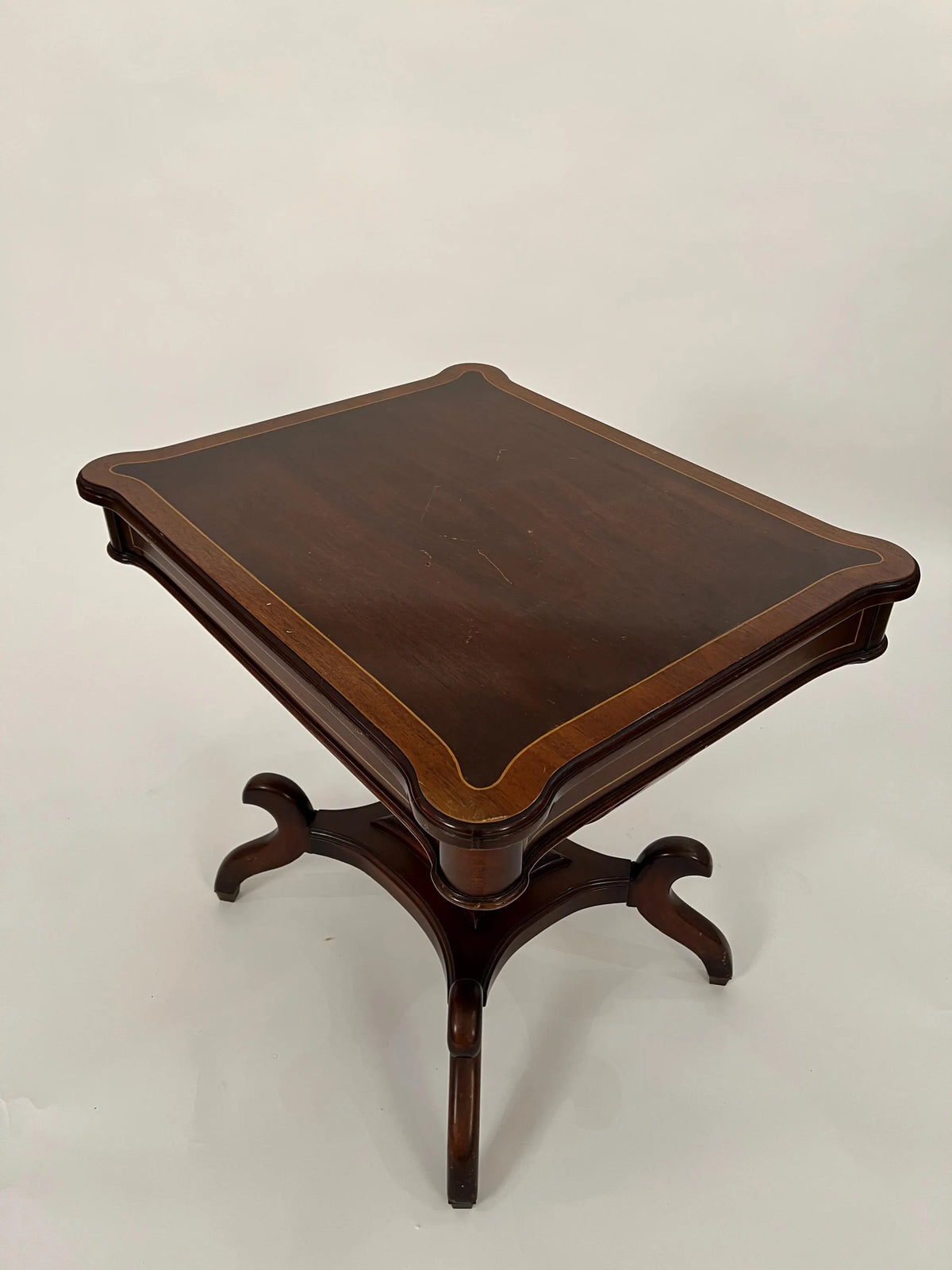 Vintage Mahogany Regency Pedestal End Table: Classical Inlay Accent Furniture